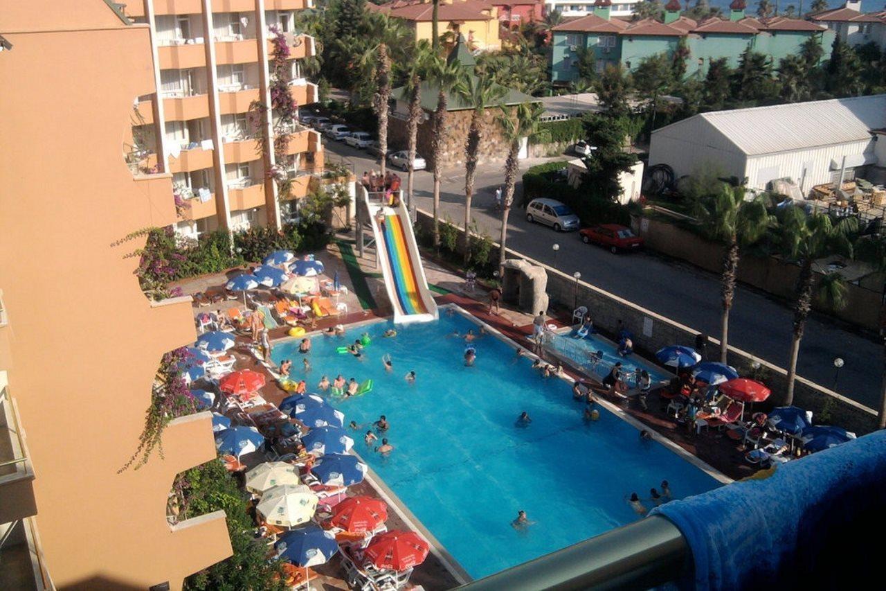 קונאקלי Club Tess Hotel מראה חיצוני תמונה