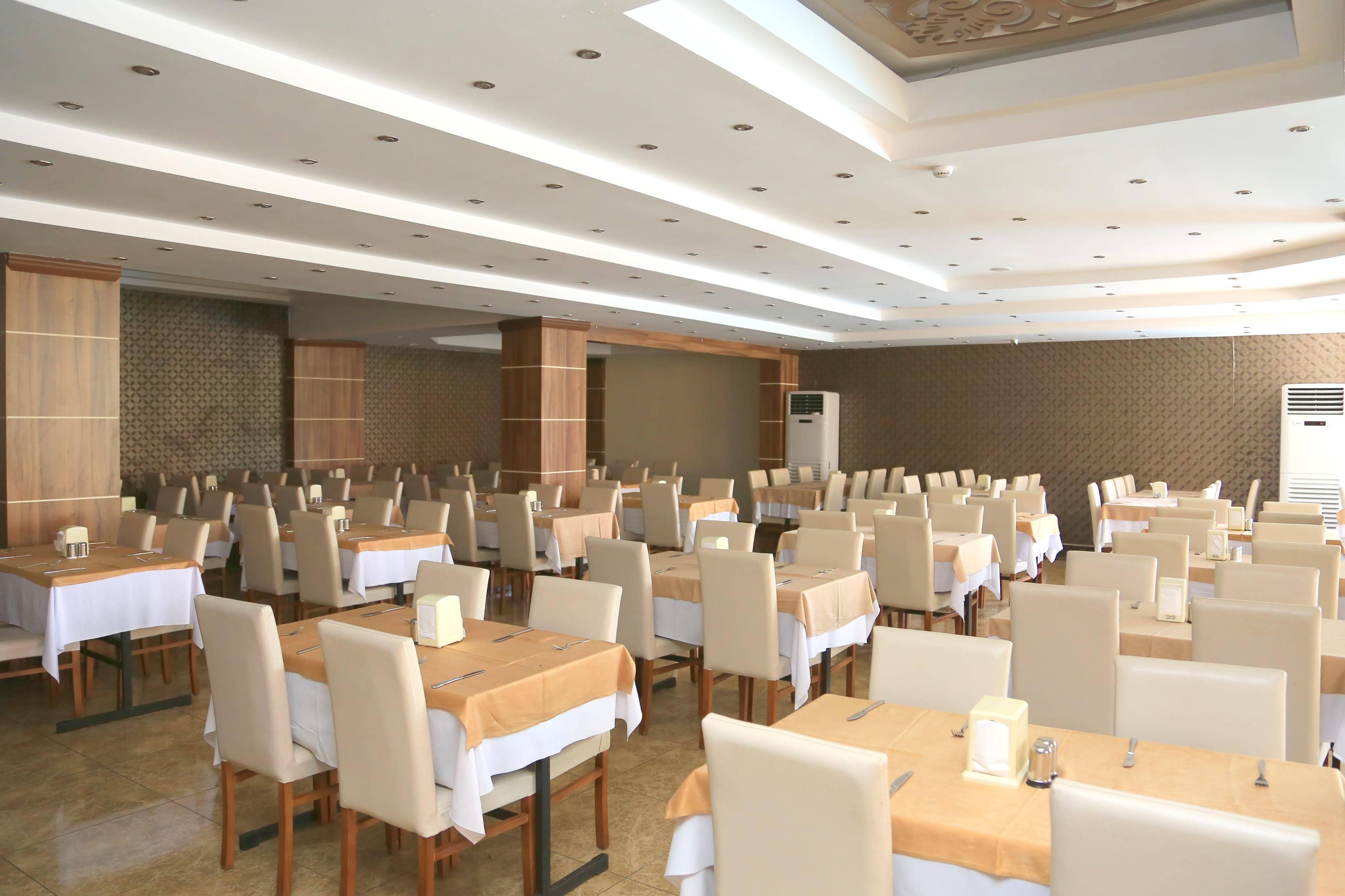 קונאקלי Club Tess Hotel מראה חיצוני תמונה